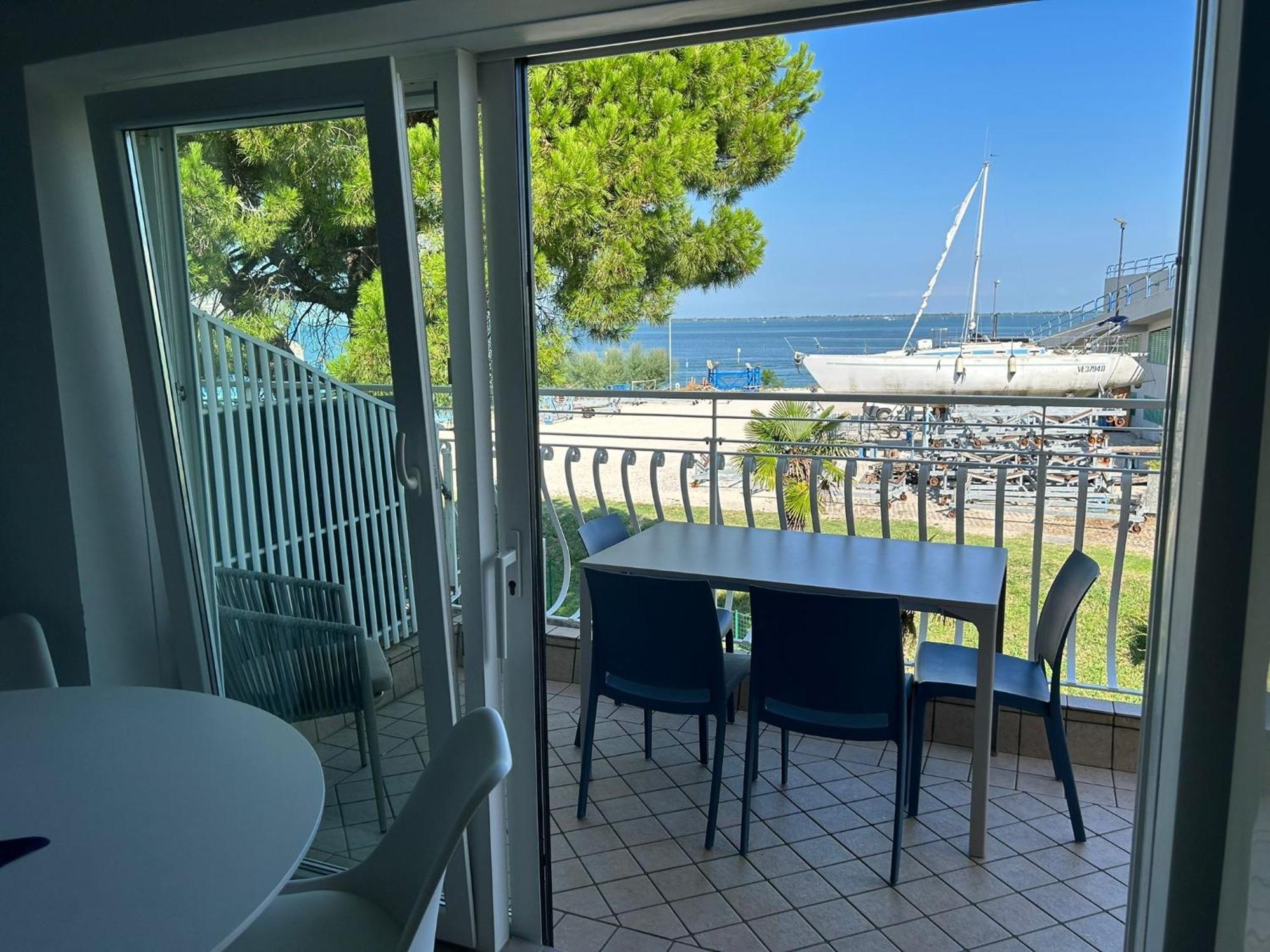 Marine House Apartman Lignano Sabbiadoro Kültér fotó